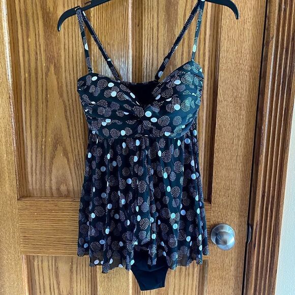 New Profile by Gottex size 14 one piece - Picture 1 of 7